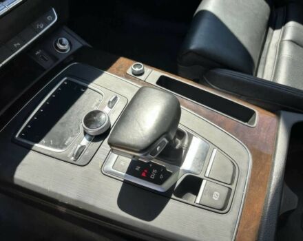 Белый Ауди Ку 5, объемом двигателя 2 л и пробегом 38 тыс. км за 12500 $, фото 11 на Automoto.ua