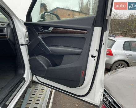 Белый Ауди Ку 5, объемом двигателя 2 л и пробегом 240 тыс. км за 15700 $, фото 13 на Automoto.ua