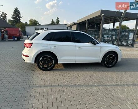 Білий Ауді Ку 5, об'ємом двигуна 2.97 л та пробігом 140 тис. км за 45698 $, фото 22 на Automoto.ua