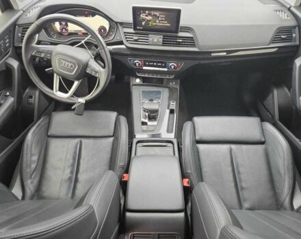 Білий Ауді Ку 5, об'ємом двигуна 2 л та пробігом 112 тис. км за 5500 $, фото 7 на Automoto.ua