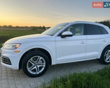 Белый Ауди Ку 5, объемом двигателя 1.98 л и пробегом 110 тыс. км за 25300 $, фото 2 на Automoto.ua