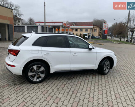 Белый Ауди Ку 5, объемом двигателя 2 л и пробегом 188 тыс. км за 31700 $, фото 4 на Automoto.ua