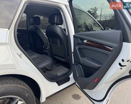 Белый Ауди Ку 5, объемом двигателя 1.98 л и пробегом 102 тыс. км за 27000 $, фото 9 на Automoto.ua