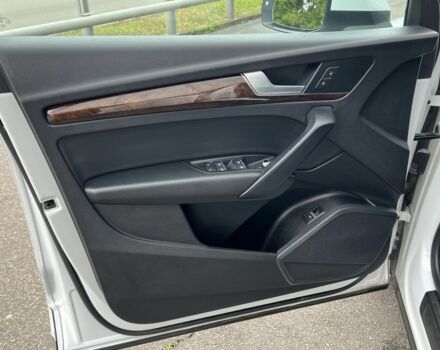 Белый Ауди Ку 5, объемом двигателя 2 л и пробегом 158 тыс. км за 24000 $, фото 14 на Automoto.ua