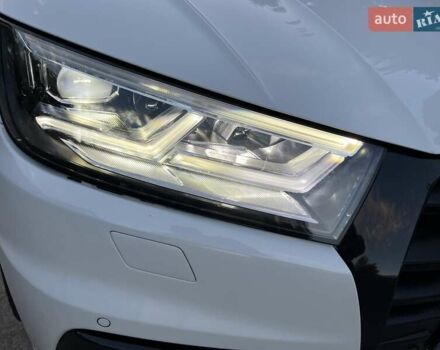 Белый Ауди Ку 5, объемом двигателя 1.98 л и пробегом 41 тыс. км за 32150 $, фото 36 на Automoto.ua