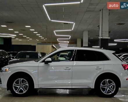 Белый Ауди Ку 5, объемом двигателя 1.98 л и пробегом 71 тыс. км за 24999 $, фото 6 на Automoto.ua