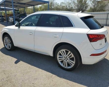 Белый Ауди Ку 5, объемом двигателя 0 л и пробегом 41 тыс. км за 10200 $, фото 2 на Automoto.ua