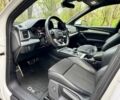 Белый Ауди Ку 5, объемом двигателя 1.97 л и пробегом 175 тыс. км за 35000 $, фото 5 на Automoto.ua