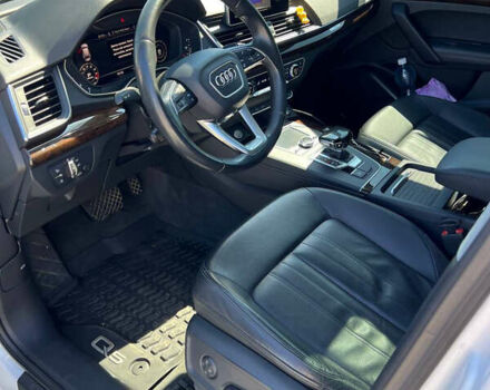 Белый Ауди Ку 5, объемом двигателя 1.98 л и пробегом 125 тыс. км за 29950 $, фото 9 на Automoto.ua