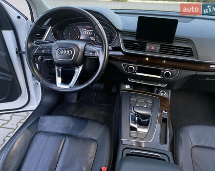 Білий Ауді Ку 5, об'ємом двигуна 2 л та пробігом 148 тис. км за 21500 $, фото 18 на Automoto.ua