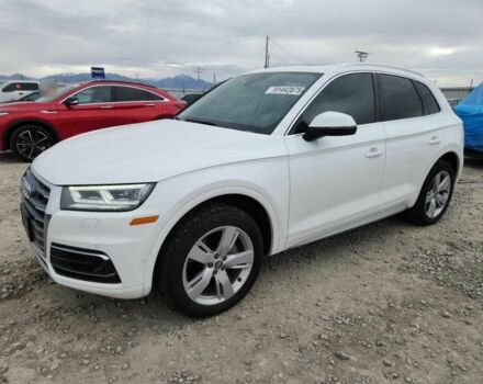 Білий Ауді Ку 5, об'ємом двигуна 2 л та пробігом 112 тис. км за 5500 $, фото 5 на Automoto.ua