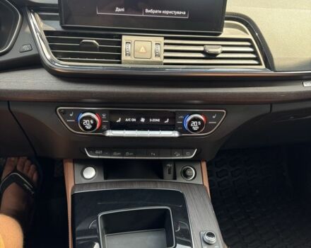 Белый Ауди Ку 5, объемом двигателя 2 л и пробегом 51 тыс. км за 37500 $, фото 22 на Automoto.ua