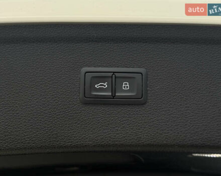 Белый Ауди Ку 5, объемом двигателя 1.98 л и пробегом 65 тыс. км за 40999 $, фото 32 на Automoto.ua