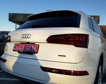 Белый Ауди Ку 5, объемом двигателя 2 л и пробегом 83 тыс. км за 29300 $, фото 7 на Automoto.ua