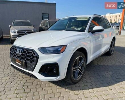 Белый Ауди Ку 5, объемом двигателя 1.98 л и пробегом 52 тыс. км за 37500 $, фото 3 на Automoto.ua