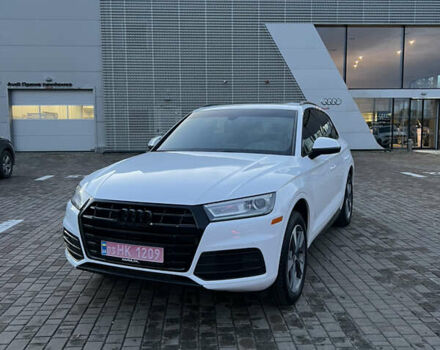 Білий Ауді Ку 5, об'ємом двигуна 2 л та пробігом 119 тис. км за 25700 $, фото 2 на Automoto.ua