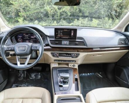 Белый Ауди Ку 5, объемом двигателя 2 л и пробегом 44 тыс. км за 10700 $, фото 5 на Automoto.ua