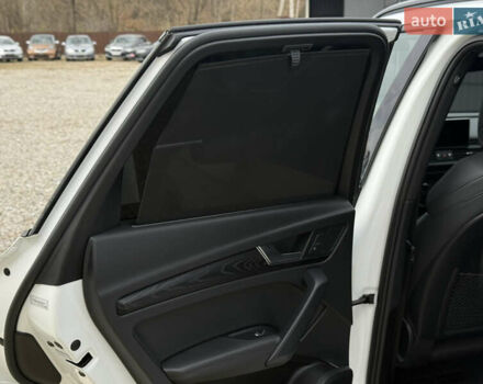 Белый Ауди Ку 5, объемом двигателя 1.98 л и пробегом 65 тыс. км за 40999 $, фото 29 на Automoto.ua