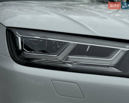 Белый Ауди Ку 5, объемом двигателя 1.98 л и пробегом 65 тыс. км за 40999 $, фото 9 на Automoto.ua