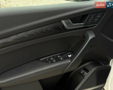 Белый Ауди Ку 5, объемом двигателя 1.98 л и пробегом 65 тыс. км за 40999 $, фото 22 на Automoto.ua