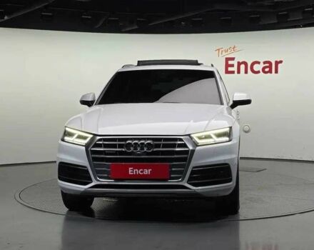 Белый Ауди Ку 5, объемом двигателя 2 л и пробегом 104 тыс. км за 19000 $, фото 2 на Automoto.ua