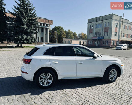 Білий Ауді Ку 5, об'ємом двигуна 1.98 л та пробігом 76 тис. км за 29000 $, фото 6 на Automoto.ua