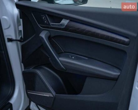 Білий Ауді Ку 5, об'ємом двигуна 1.98 л та пробігом 62 тис. км за 43600 $, фото 53 на Automoto.ua