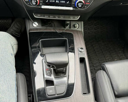 Белый Ауди Ку 5, объемом двигателя 1.98 л и пробегом 101 тыс. км за 36800 $, фото 18 на Automoto.ua