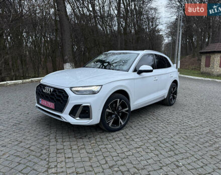 Білий Ауді Ку 5, об'ємом двигуна 2 л та пробігом 100 тис. км за 33900 $, фото 9 на Automoto.ua