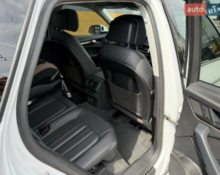 Белый Ауди Ку 5, объемом двигателя 2 л и пробегом 55 тыс. км за 26500 $, фото 41 на Automoto.ua