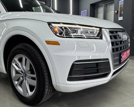 Білий Ауді Ку 5, об'ємом двигуна 1.98 л та пробігом 180 тис. км за 24399 $, фото 8 на Automoto.ua