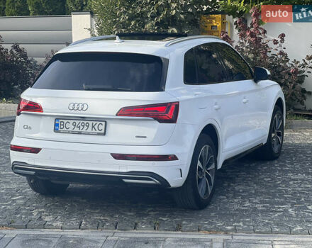 Белый Ауди Ку 5, объемом двигателя 2 л и пробегом 128 тыс. км за 27900 $, фото 5 на Automoto.ua