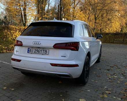 Ауди Ку 5 2020 в Василькове на Automoto.ua Белый Ауди Ку 5, объемом двигателя 1.98 л и пробегом 70 тыс. км за 27400 $, фото 3 на Automoto.ua