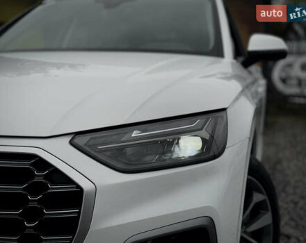 Ауди Ку 5 2020 в Стрые на Automoto.ua Белый Ауди Ку 5, объемом двигателя 2 л и пробегом 56 тыс. км за 26900 $, фото 31 на Automoto.ua