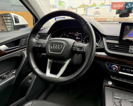 Белый Ауди Ку 5, объемом двигателя 2 л и пробегом 55 тыс. км за 26500 $, фото 46 на Automoto.ua