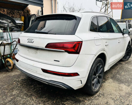 Білий Ауді Ку 5, об'ємом двигуна 2 л та пробігом 136 тис. км за 22500 $, фото 2 на Automoto.ua