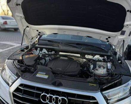 Белый Ауди Ку 5, объемом двигателя 2 л и пробегом 83 тыс. км за 29300 $, фото 5 на Automoto.ua