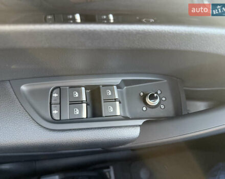 Білий Ауді Ку 5, об'ємом двигуна 1.98 л та пробігом 90 тис. км за 28500 $, фото 16 на Automoto.ua