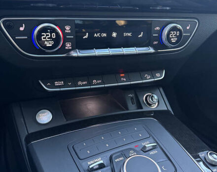 Білий Ауді Ку 5, об'ємом двигуна 1.98 л та пробігом 64 тис. км за 24600 $, фото 22 на Automoto.ua