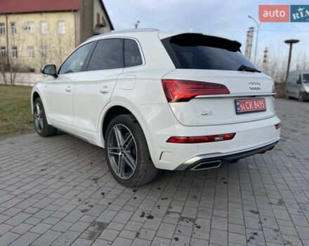 Белый Ауди Ку 5, объемом двигателя 2 л и пробегом 56 тыс. км за 38400 $, фото 5 на Automoto.ua