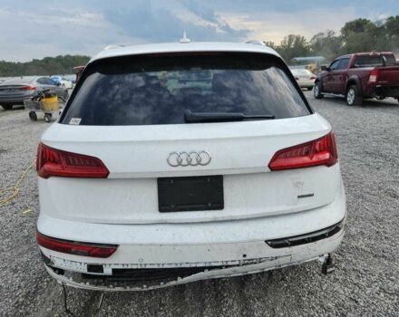 Белый Ауди Ку 5, объемом двигателя 0 л и пробегом 49 тыс. км за 7000 $, фото 5 на Automoto.ua