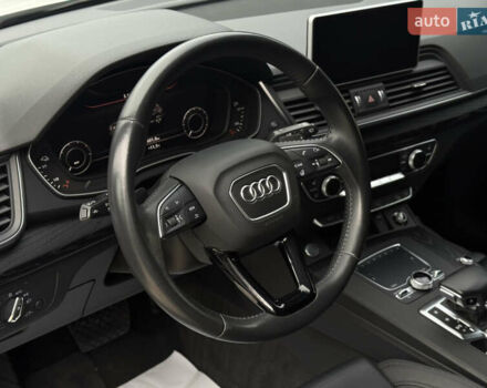 Белый Ауди Ку 5, объемом двигателя 1.98 л и пробегом 65 тыс. км за 40999 $, фото 18 на Automoto.ua
