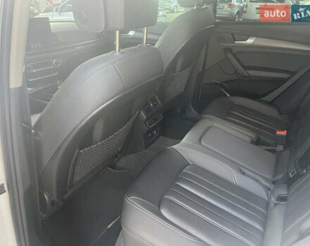 Белый Ауди Ку 5, объемом двигателя 2 л и пробегом 128 тыс. км за 27900 $, фото 12 на Automoto.ua