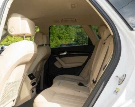 Белый Ауди Ку 5, объемом двигателя 2 л и пробегом 40 тыс. км за 15000 $, фото 5 на Automoto.ua