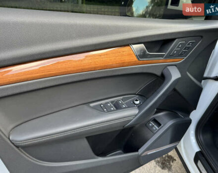 Ауди Ку 5 2020 в Тернополе на Automoto.ua Белый Ауди Ку 5, объемом двигателя 1.98 л и пробегом 136 тыс. км за 44000 $, фото 34 на Automoto.ua