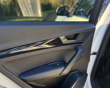 Білий Ауді Ку 5, об'ємом двигуна 1.98 л та пробігом 64 тис. км за 24600 $, фото 11 на Automoto.ua