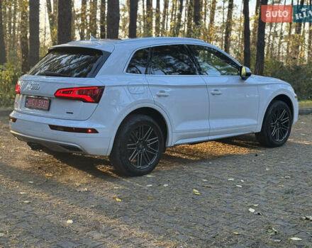 Білий Ауді Ку 5, об'ємом двигуна 1.98 л та пробігом 64 тис. км за 24600 $, фото 5 на Automoto.ua