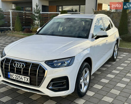 Белый Ауди Ку 5, объемом двигателя 1.98 л и пробегом 130 тыс. км за 27750 $, фото 2 на Automoto.ua