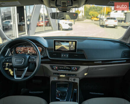 Білий Ауді Ку 5, об'ємом двигуна 1.98 л та пробігом 99 тис. км за 34500 $, фото 25 на Automoto.ua