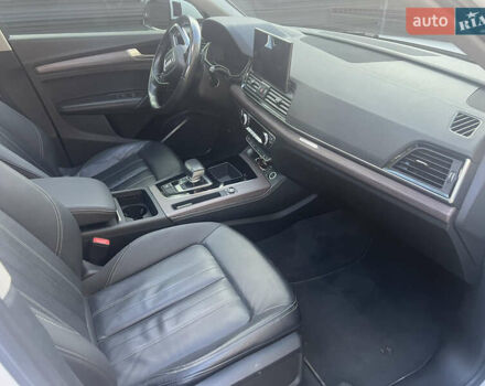 Белый Ауди Ку 5, объемом двигателя 2 л и пробегом 128 тыс. км за 27900 $, фото 10 на Automoto.ua